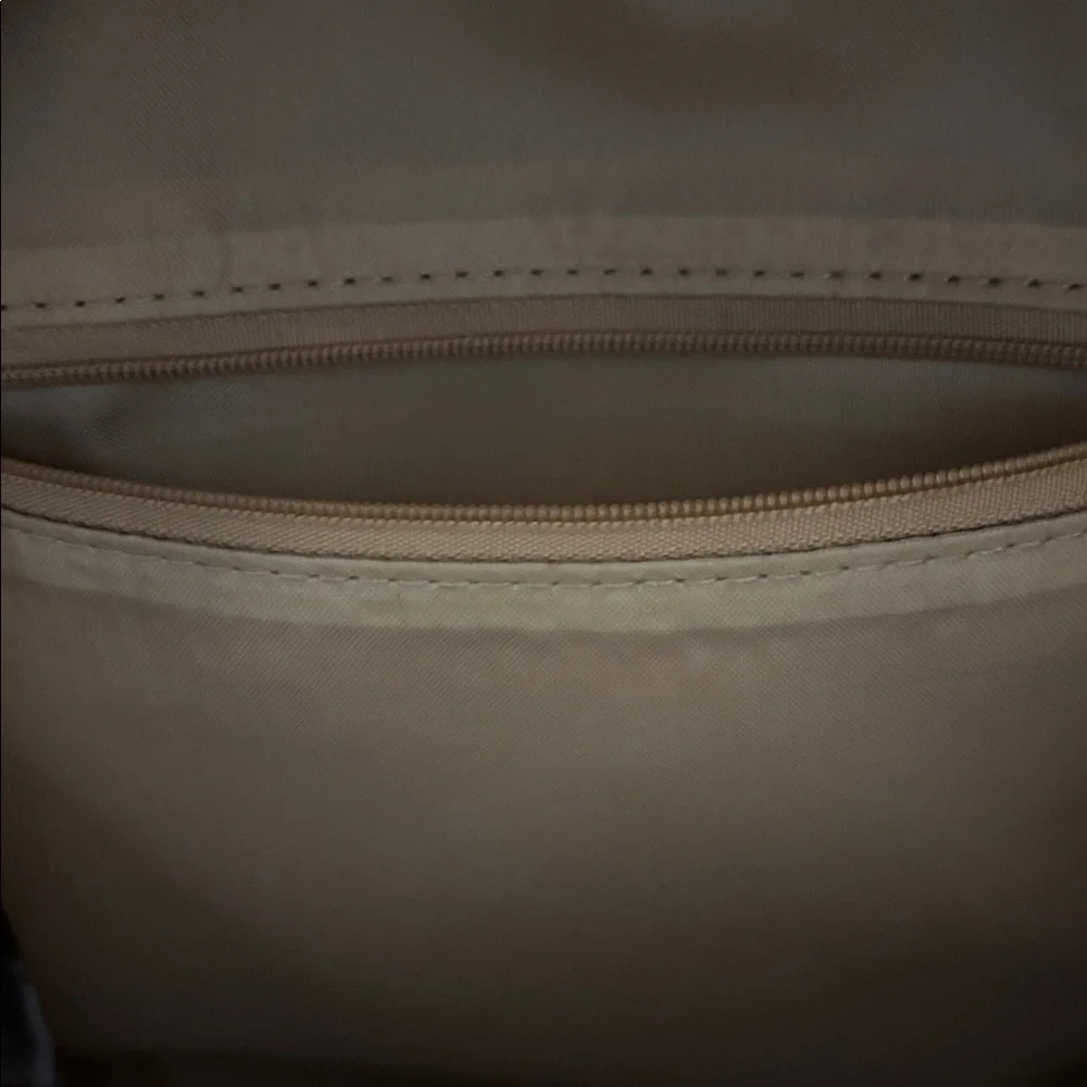 Backpack - Picture 6 of 12